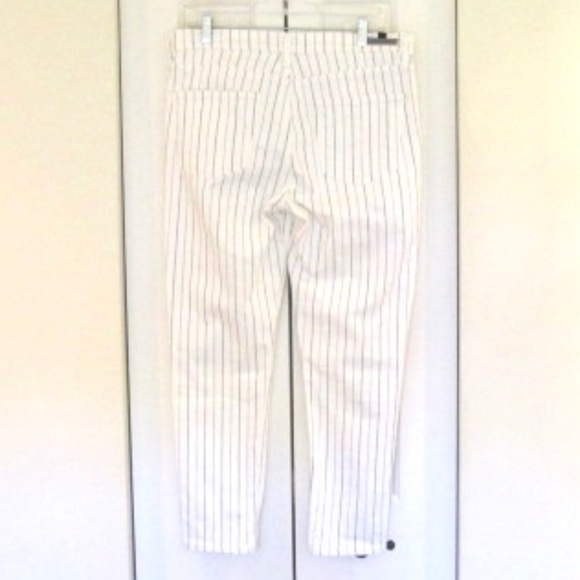 Citizens Of Humanity Rocket Cropped Pant - Picture 4 of 13